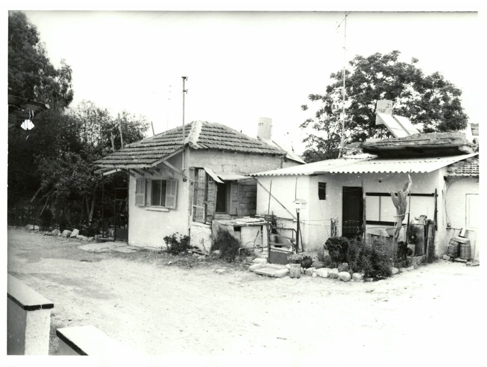 רחוב אברבנאל – בתי משפחות פיס ואללוף